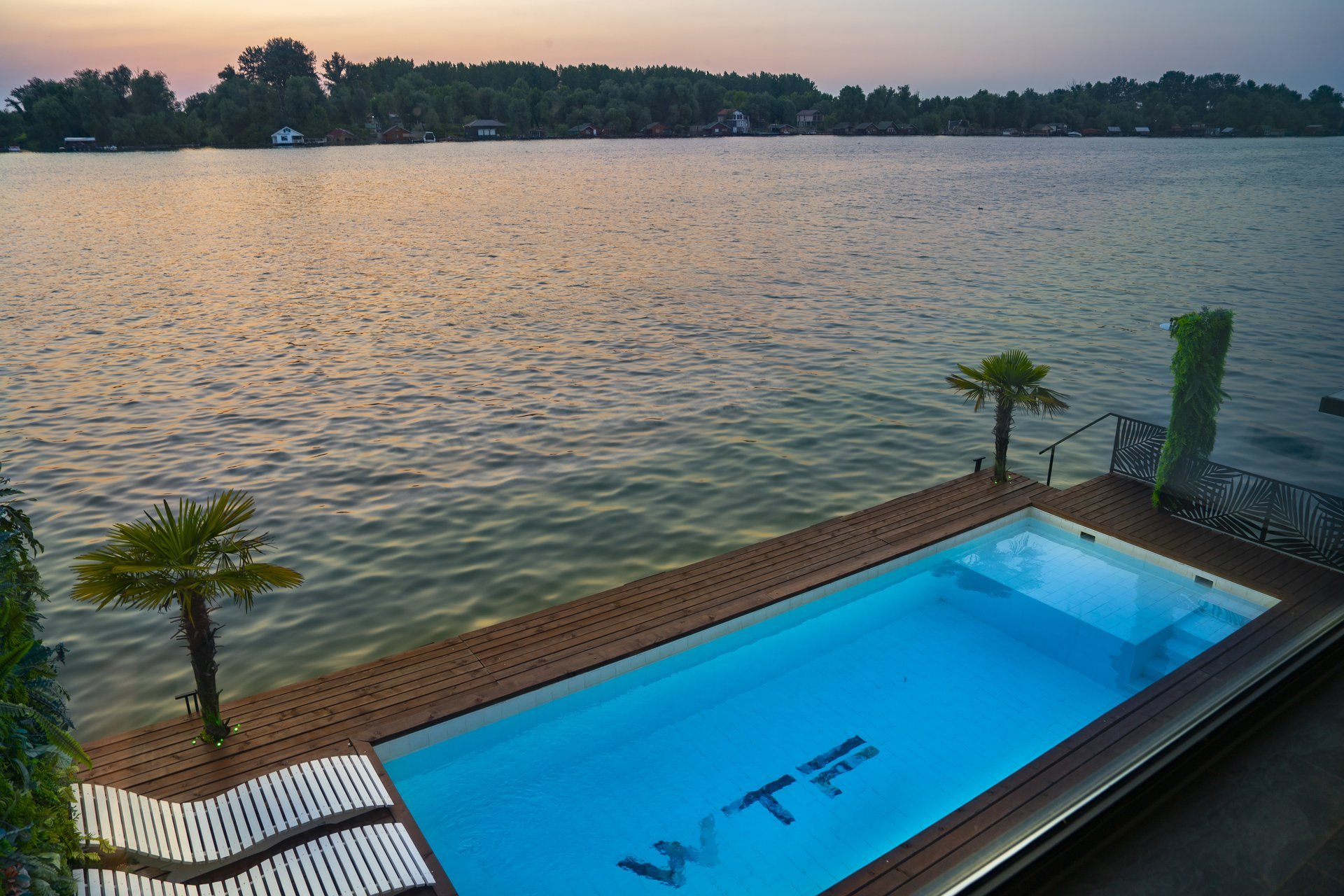 WTF Lounge
